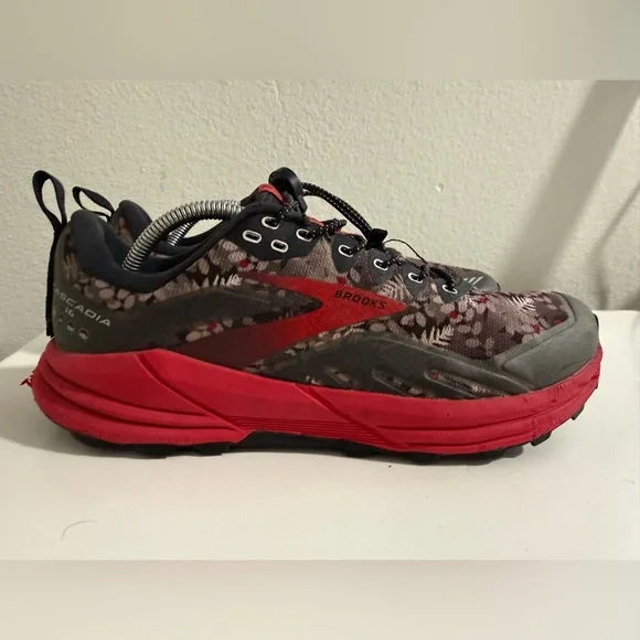 Brooks Cascadia 16 GTX Men's Trail Running Shoes in Black and Pink - Picture 2 of 9